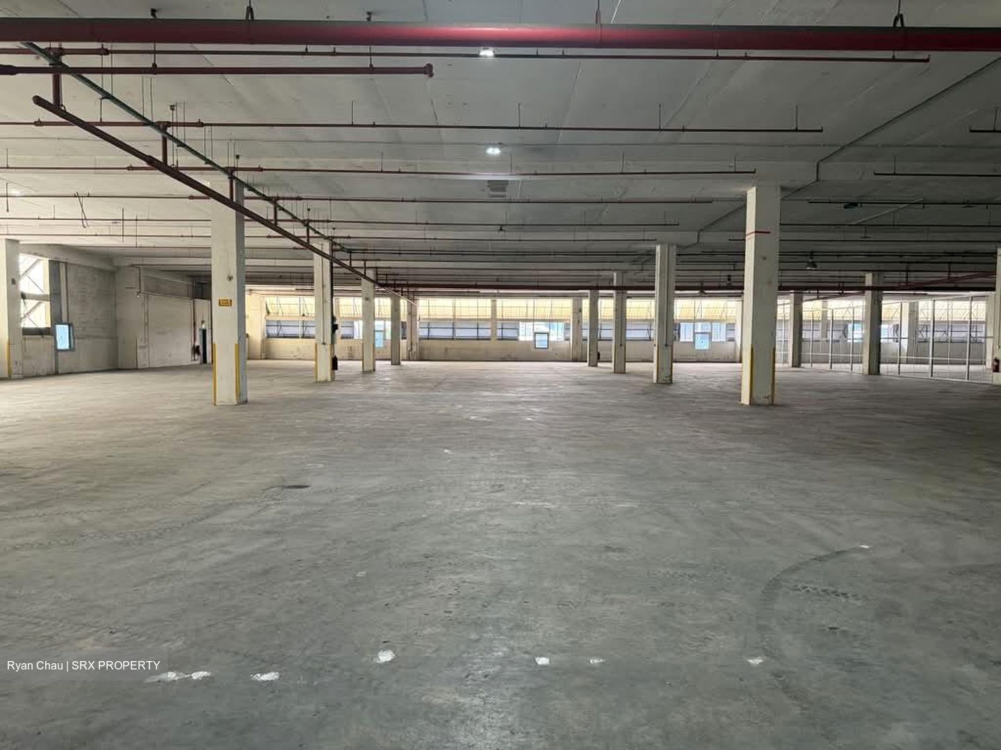 Gul Crescent (D22), Warehouse #587779481